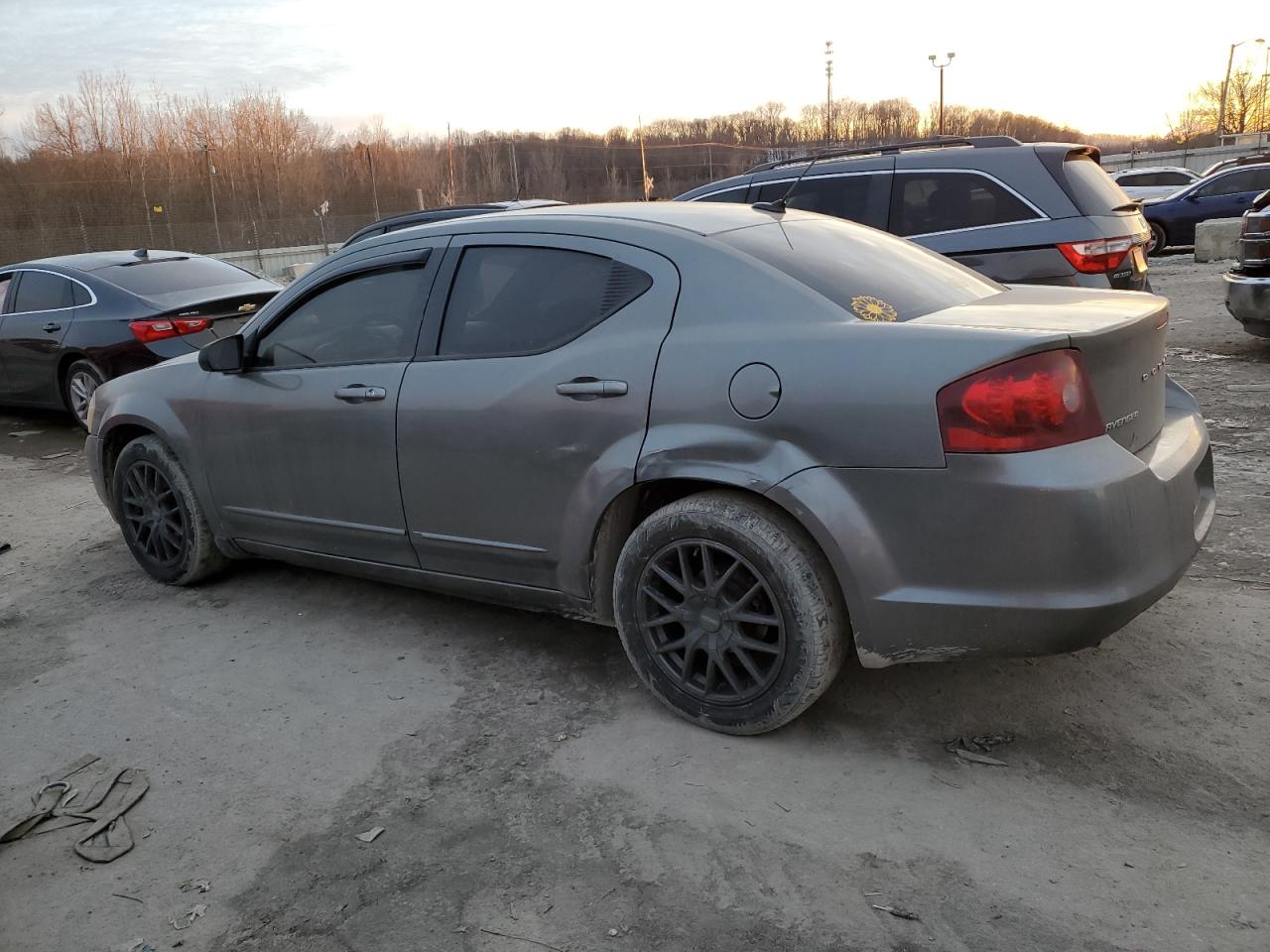 2012 Dodge Avenger - Image 2