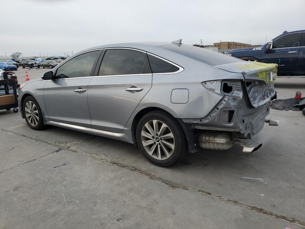 2015 Hyundai Sonata - Image 2