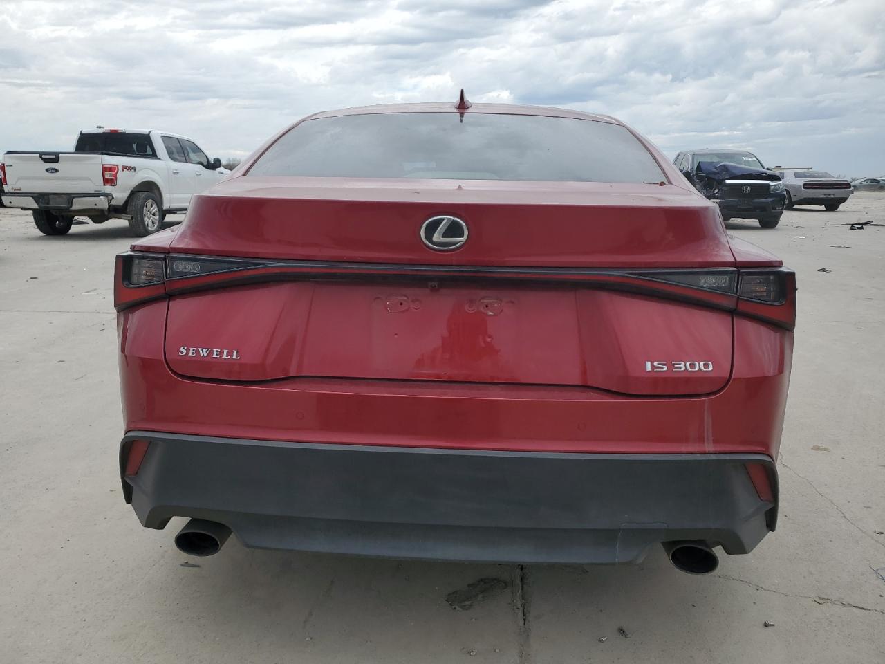 2021 Lexus IS - Image 6