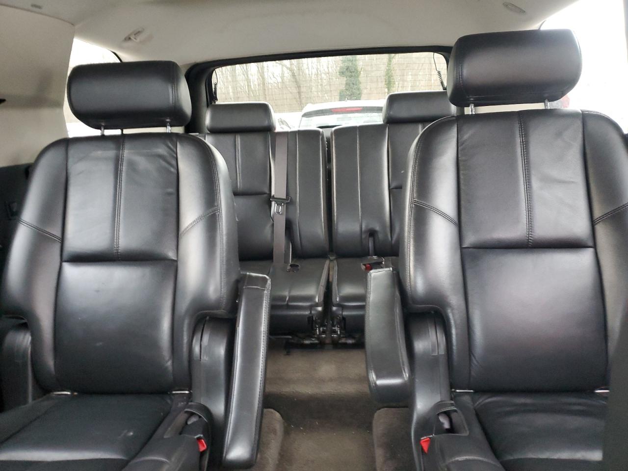 2008 Chevrolet Tahoe - Image 10