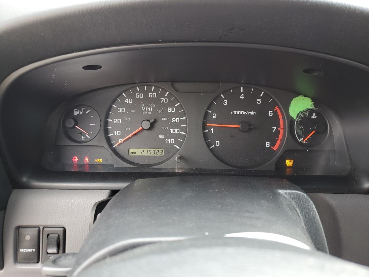 2001 Nissan XTerra - Image 9