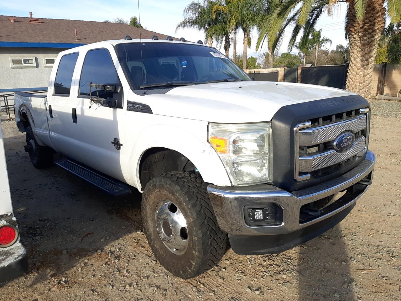 2013 Ford F350 - Image 4