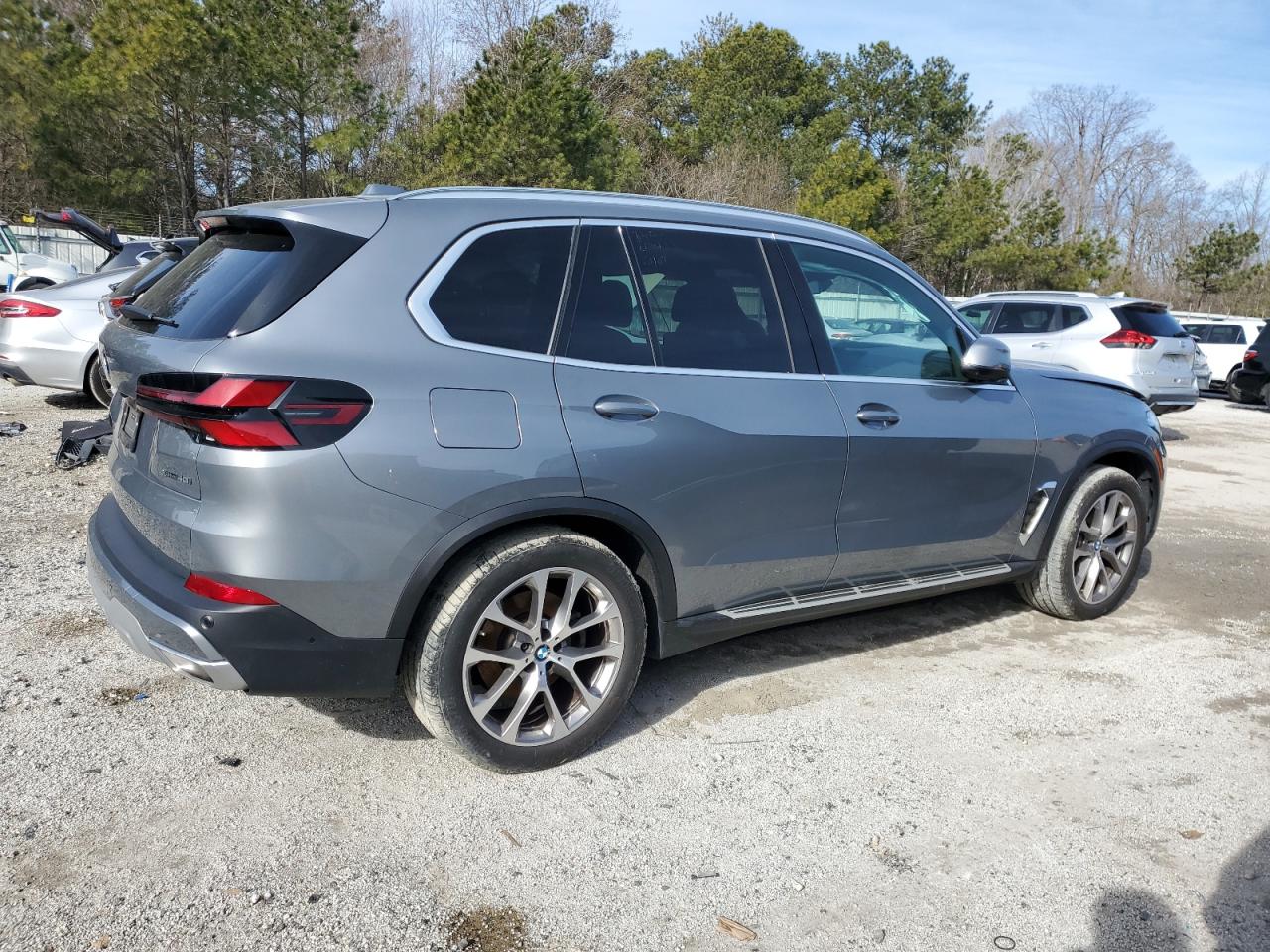 2024 BMW X5 - Image 3