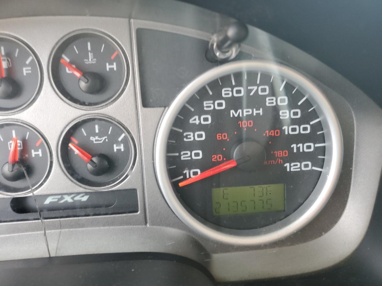 2004 Ford F-150 - Image 9