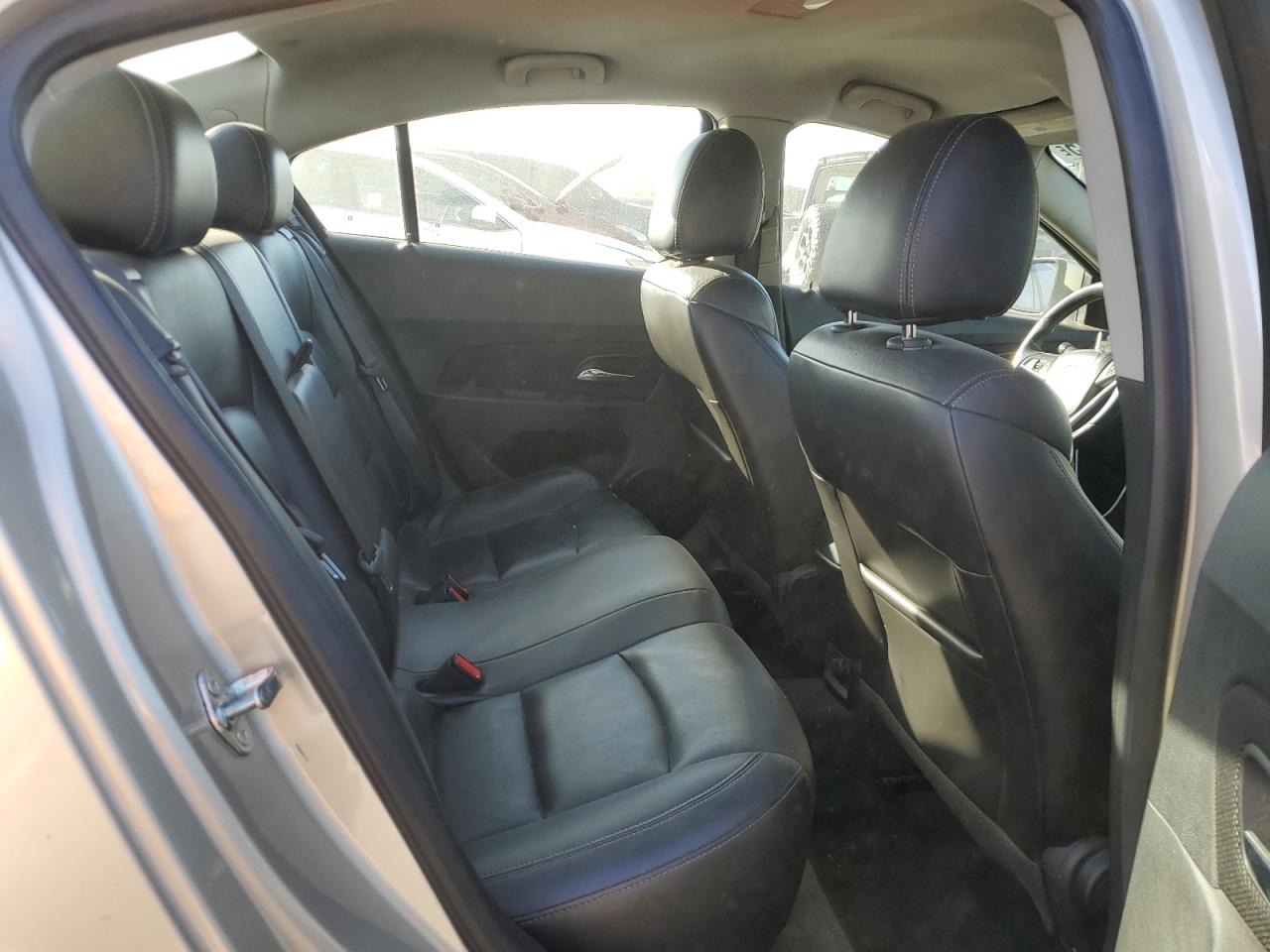 2013 Chevrolet Cruze - Image 10