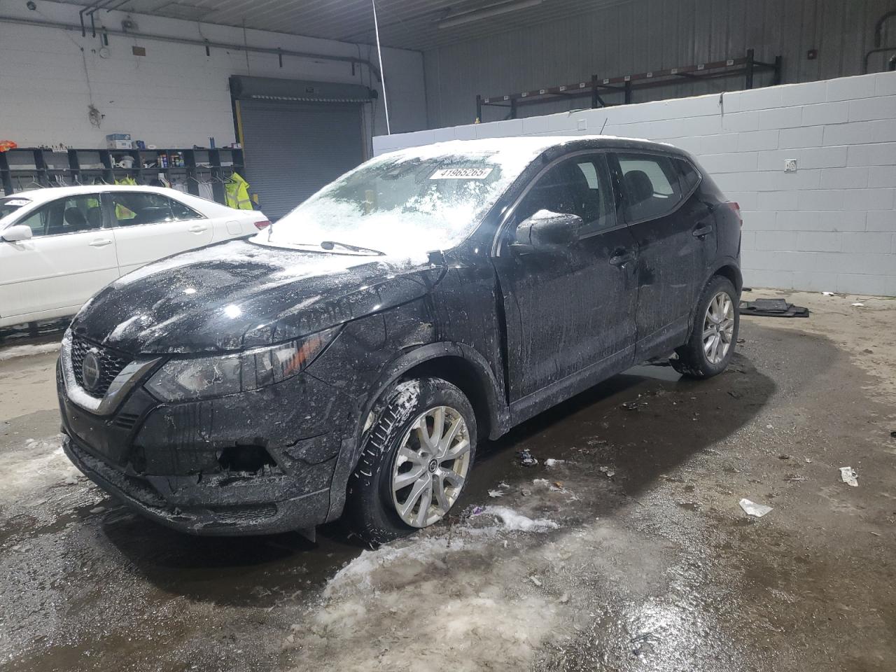 2020 Nissan Rogue - Image 1
