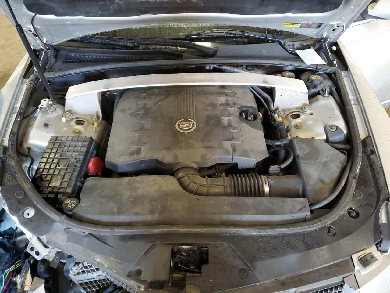 2010 Cadillac CTS - Image 11
