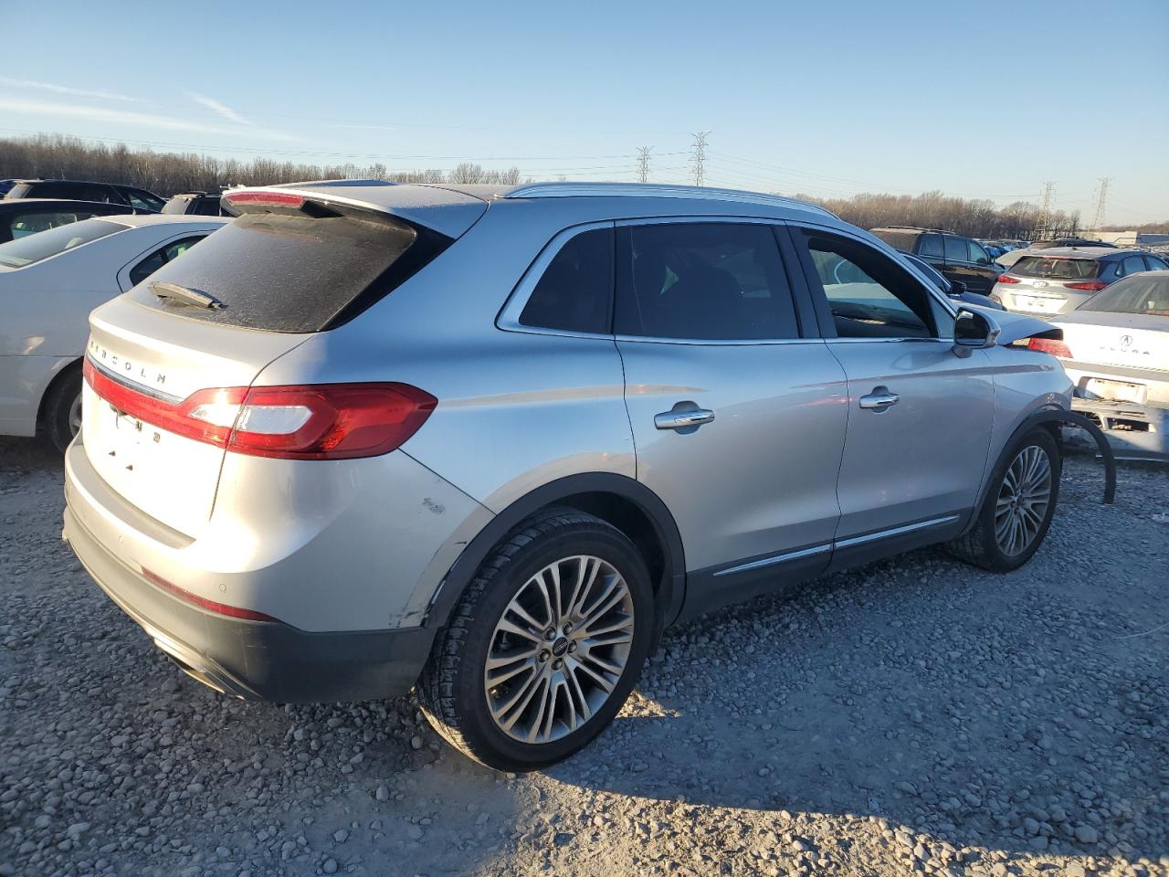 2018 Lincoln MKX - Image 3