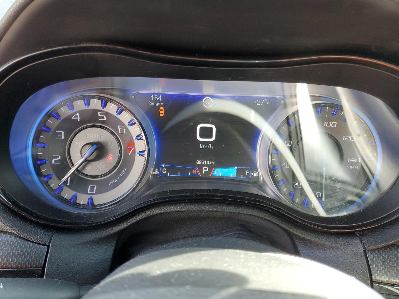 2016 Chrysler 300 - Image 9