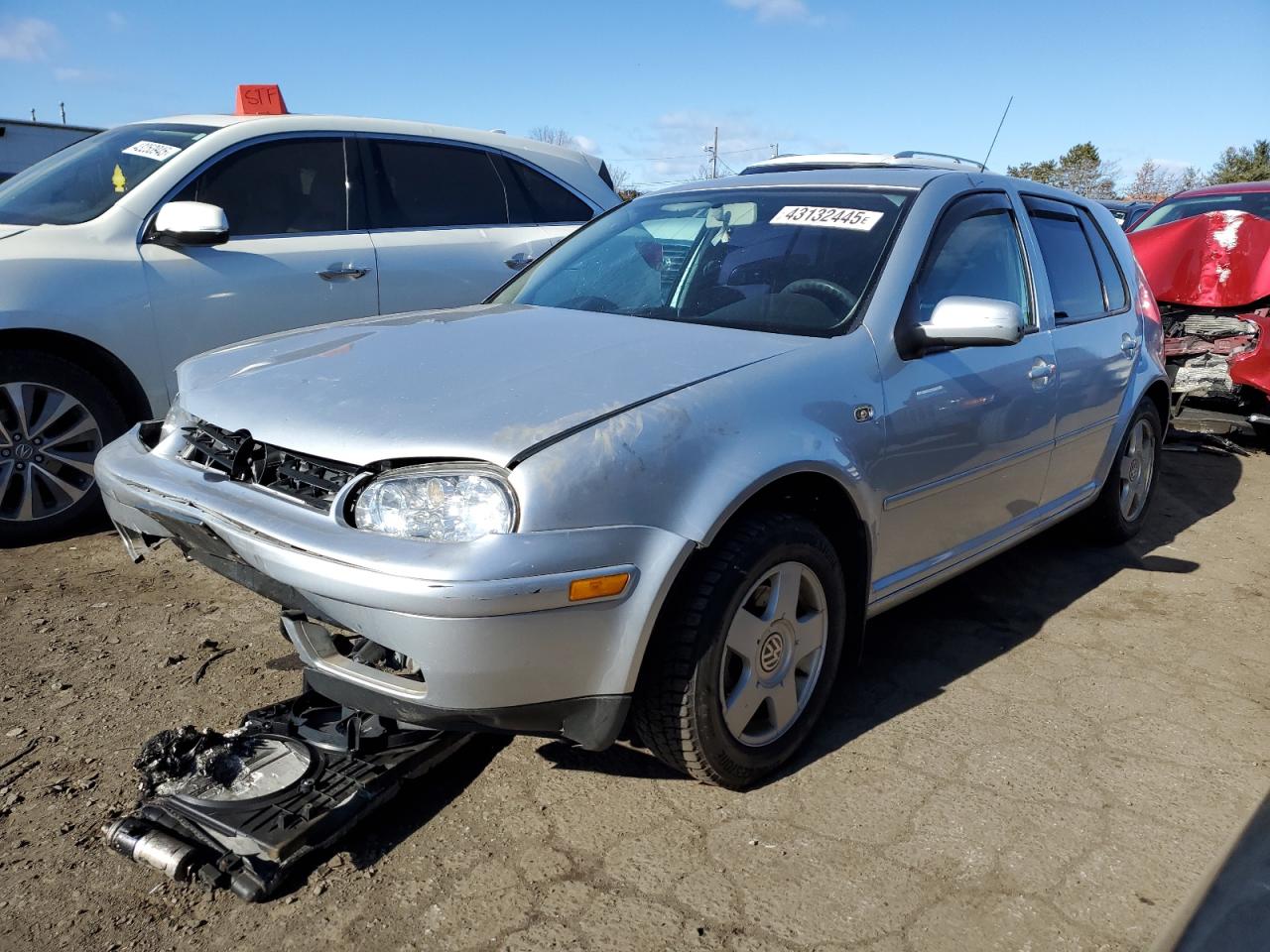 2005 Volkswagen Golf - Image 1