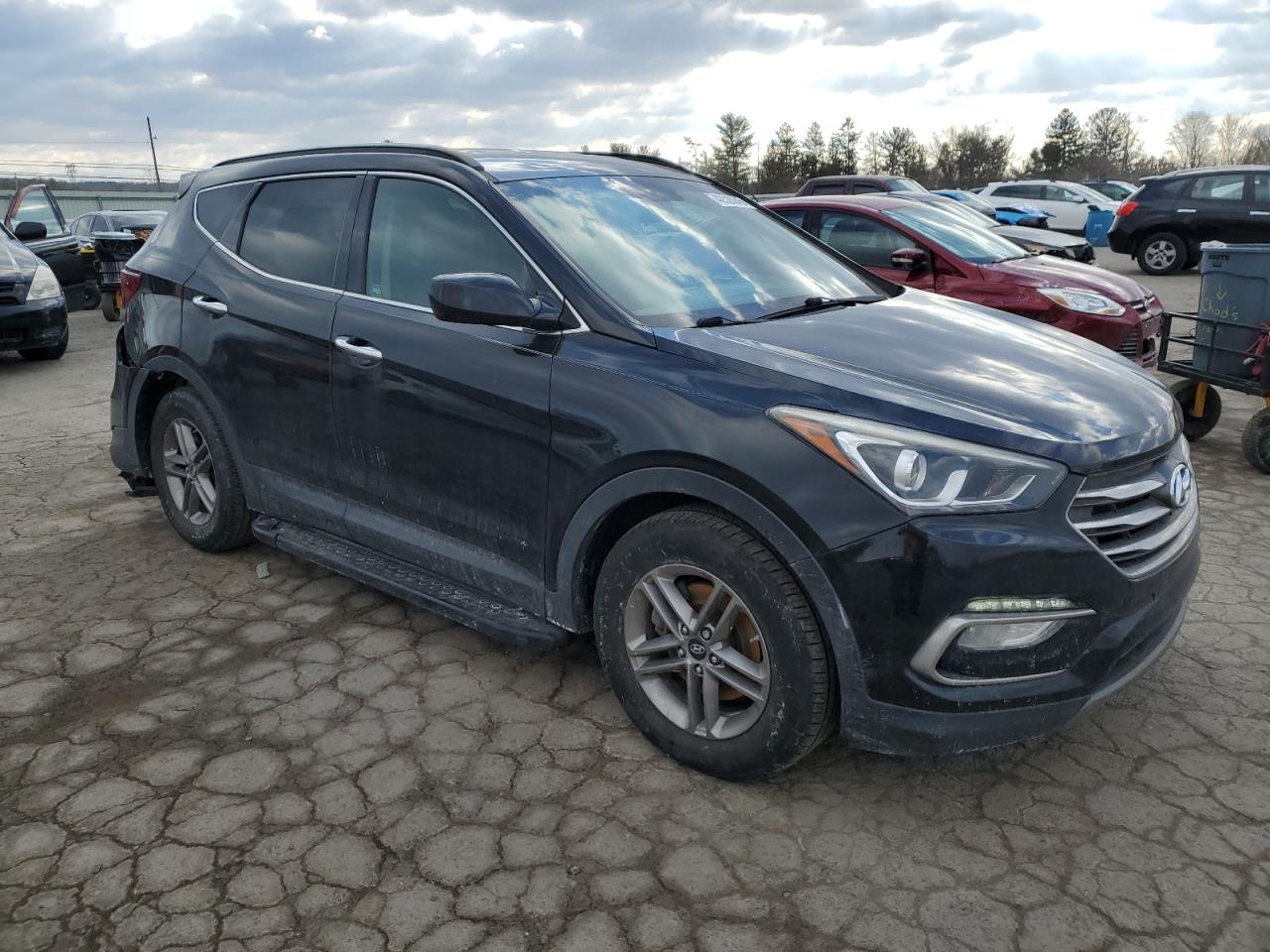 2017 Hyundai Santa Fe - Image 4