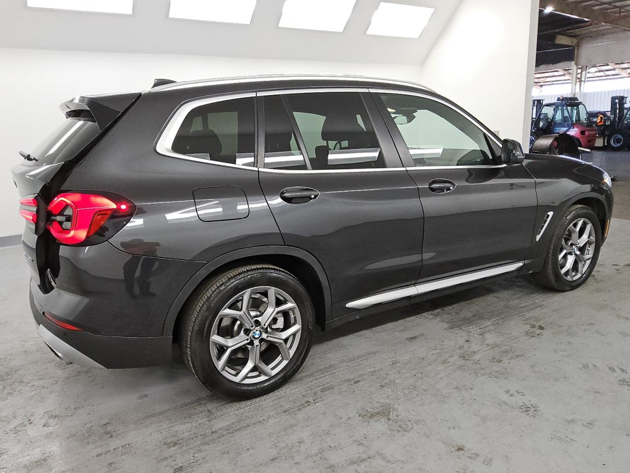 2024 BMW X3 - Image 3