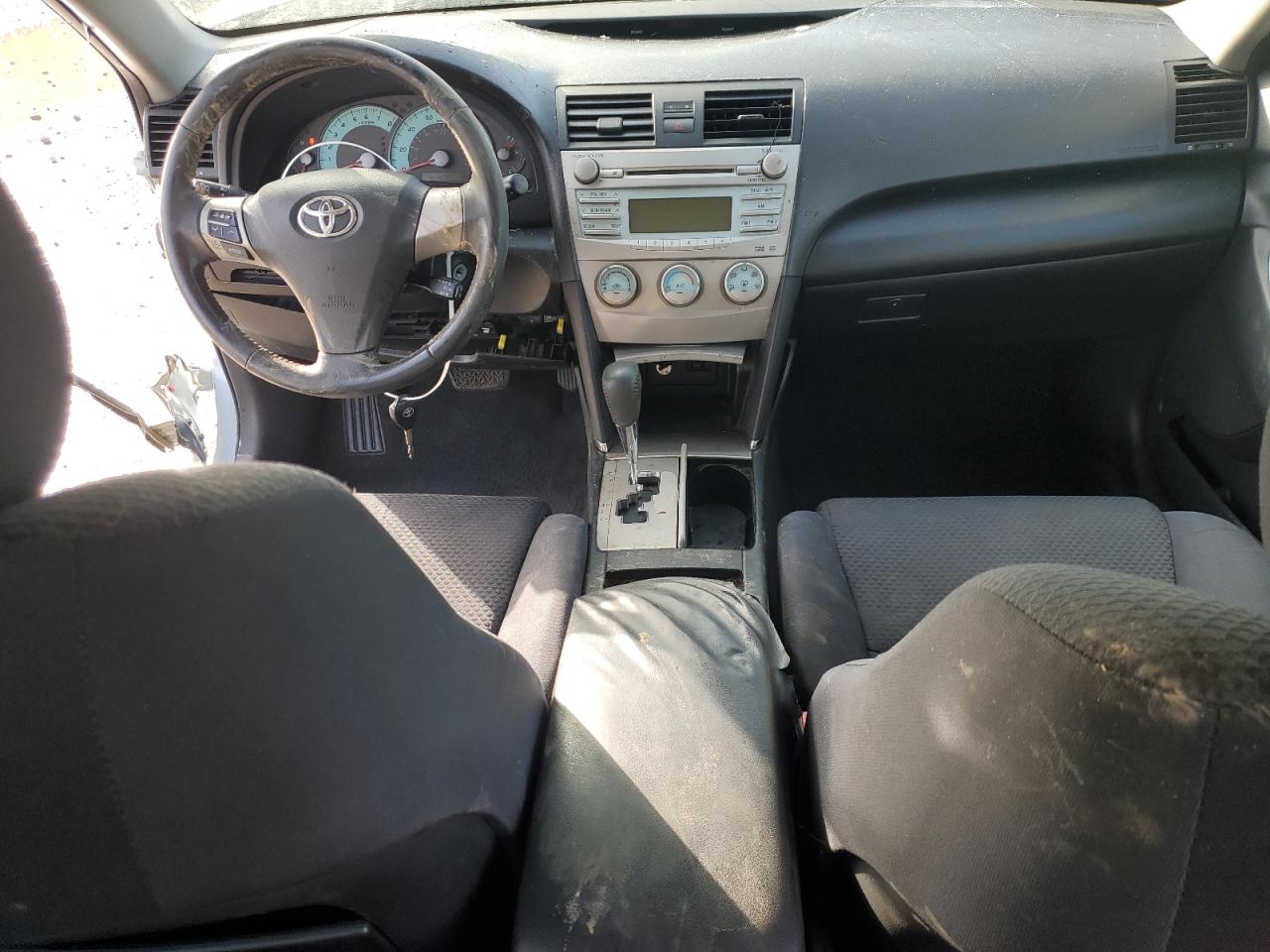 2009 Toyota Camry - Image 8
