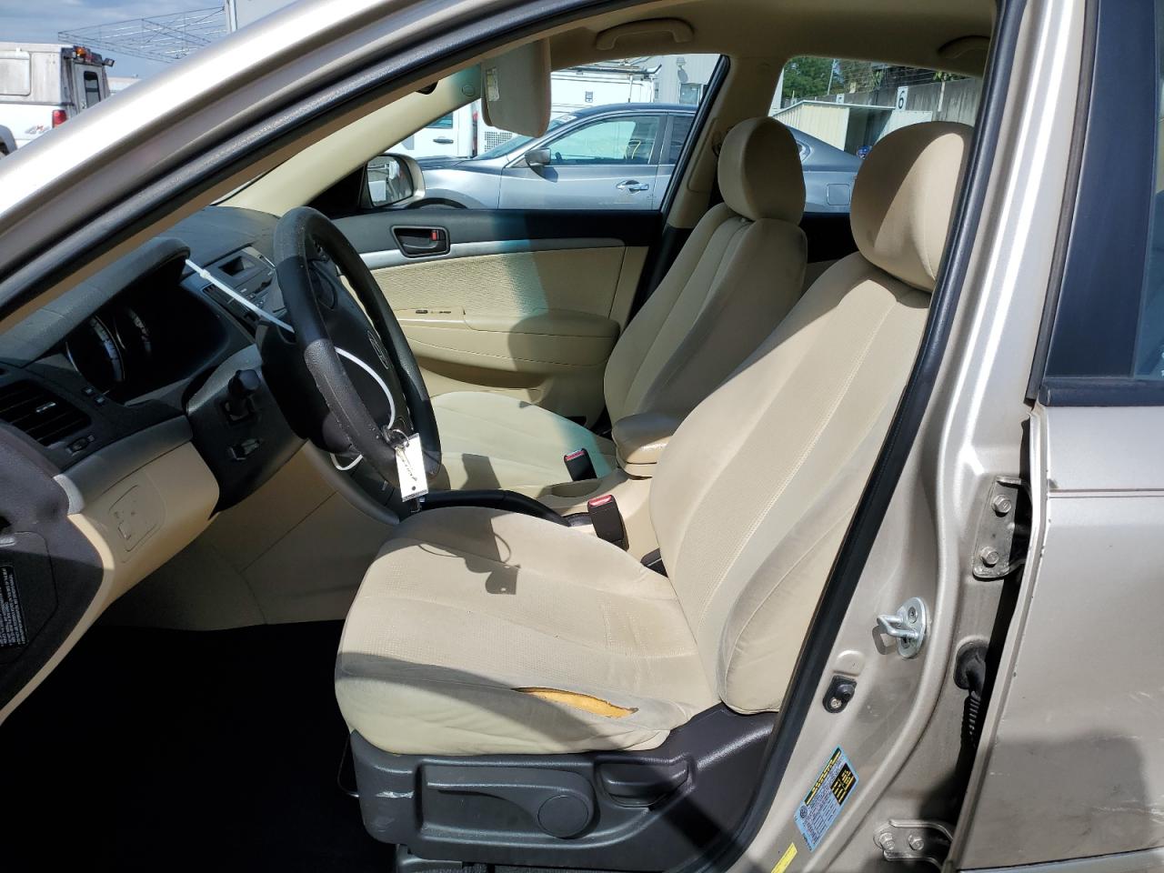 2009 Hyundai Sonata - Image 7