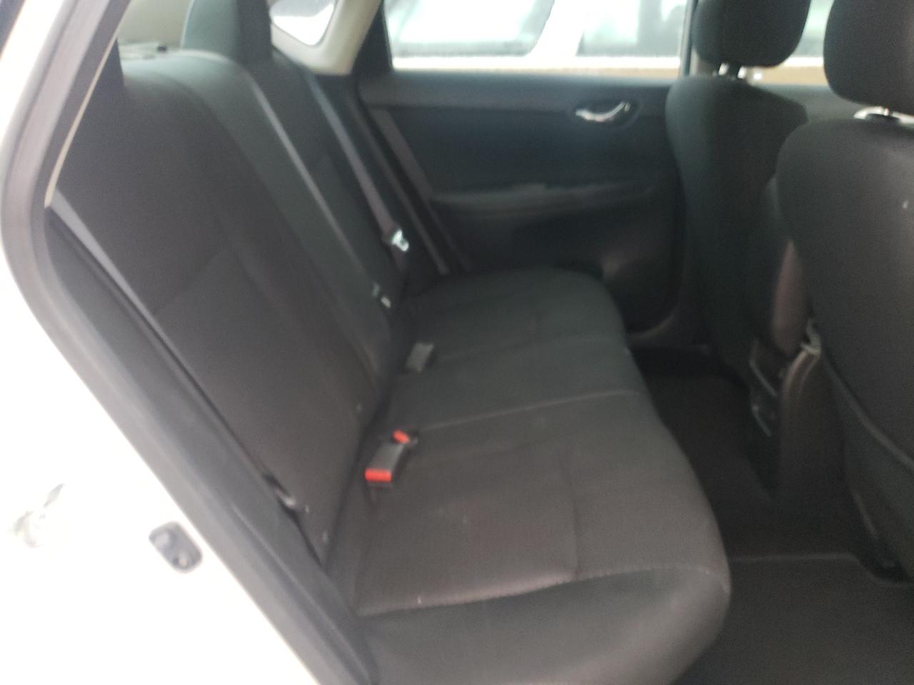 2019 Nissan Sentra - Image 11