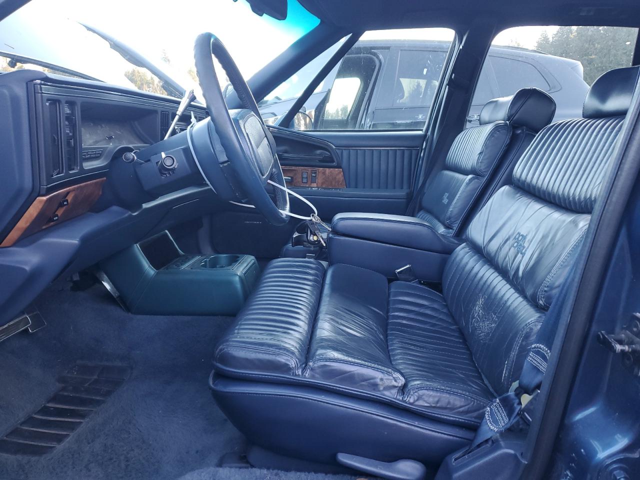 1992 Buick Park Avenue - Image 7
