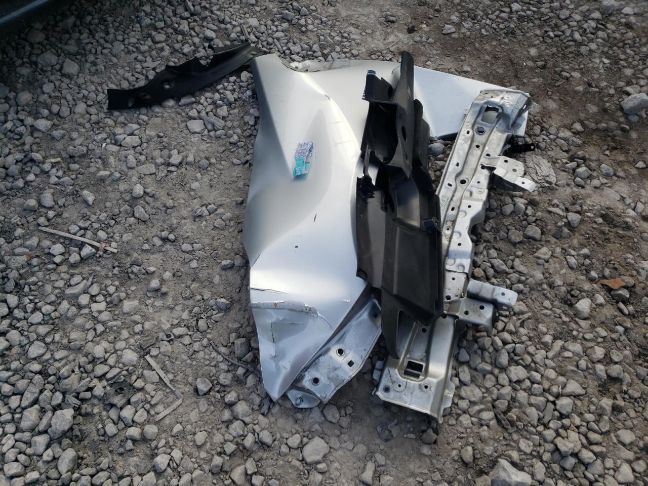 2018 Toyota Prius - Image 12