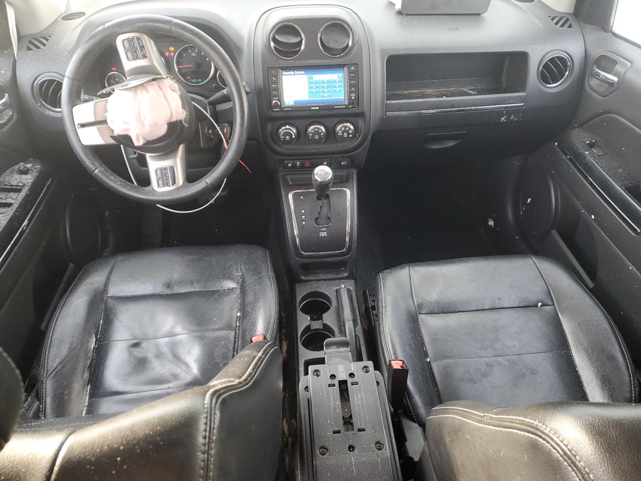2012 Jeep Compass - Image 8