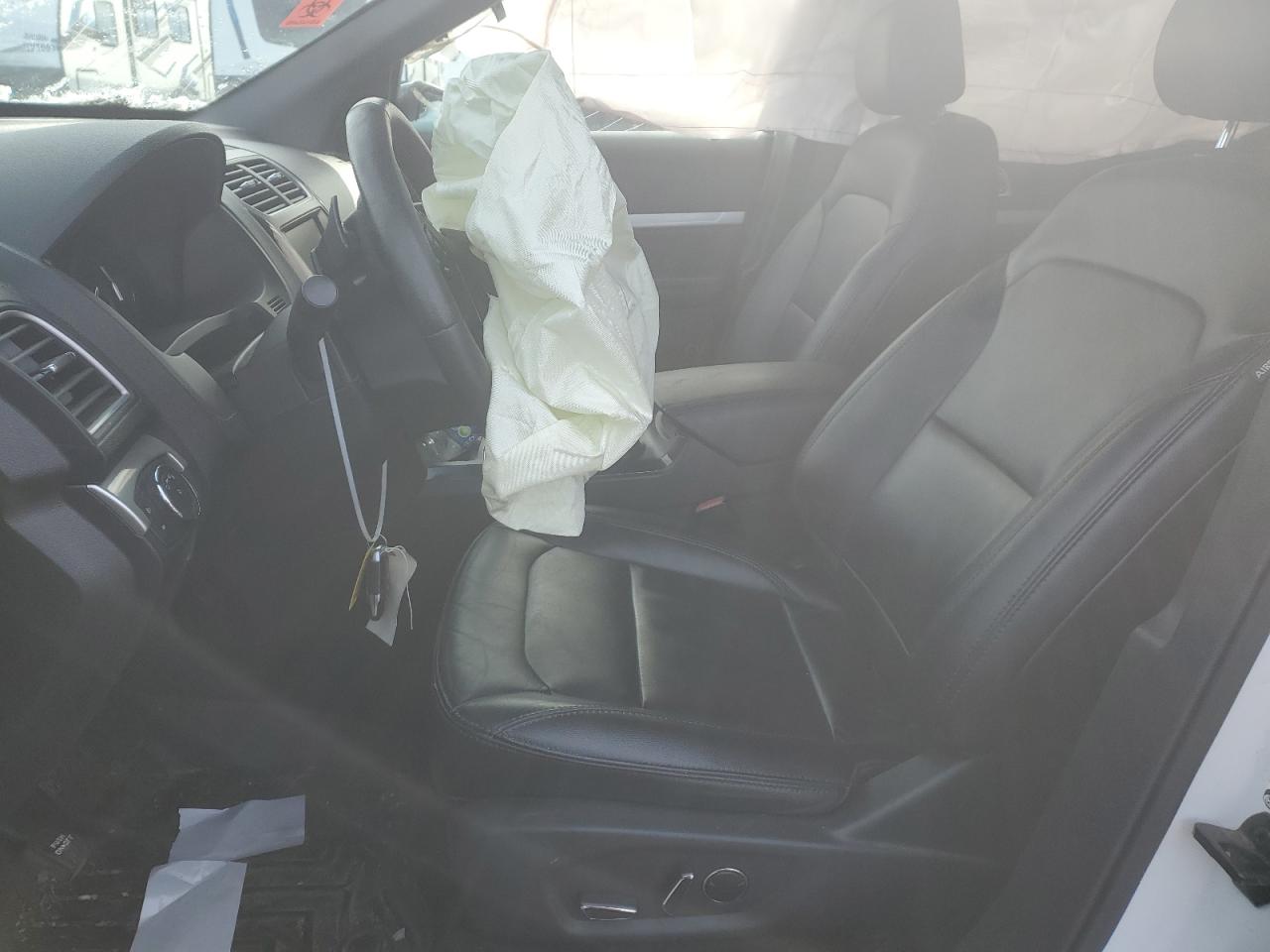 2016 Ford Explorer - Image 7