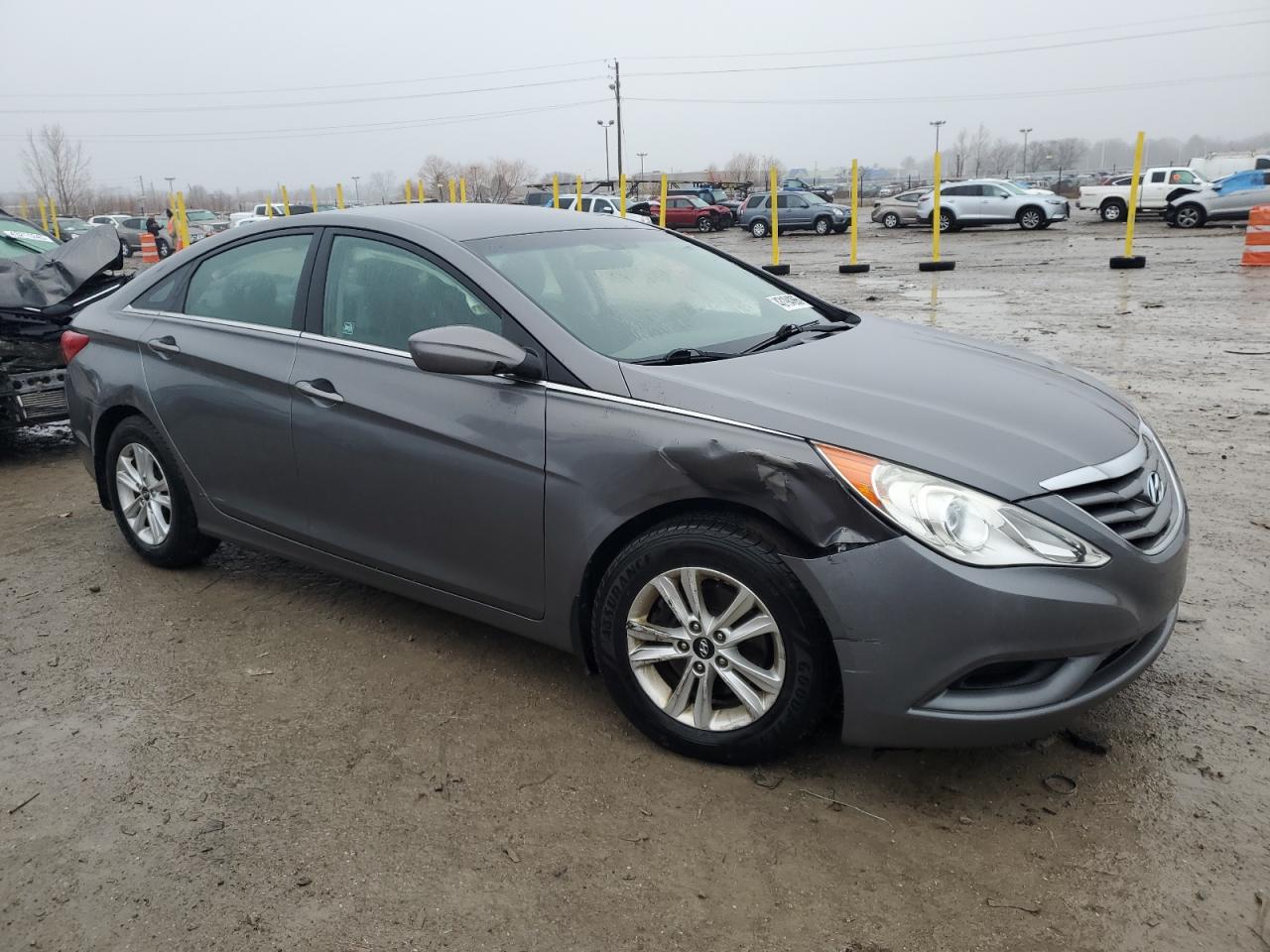 2011 Hyundai Sonata - Image 4