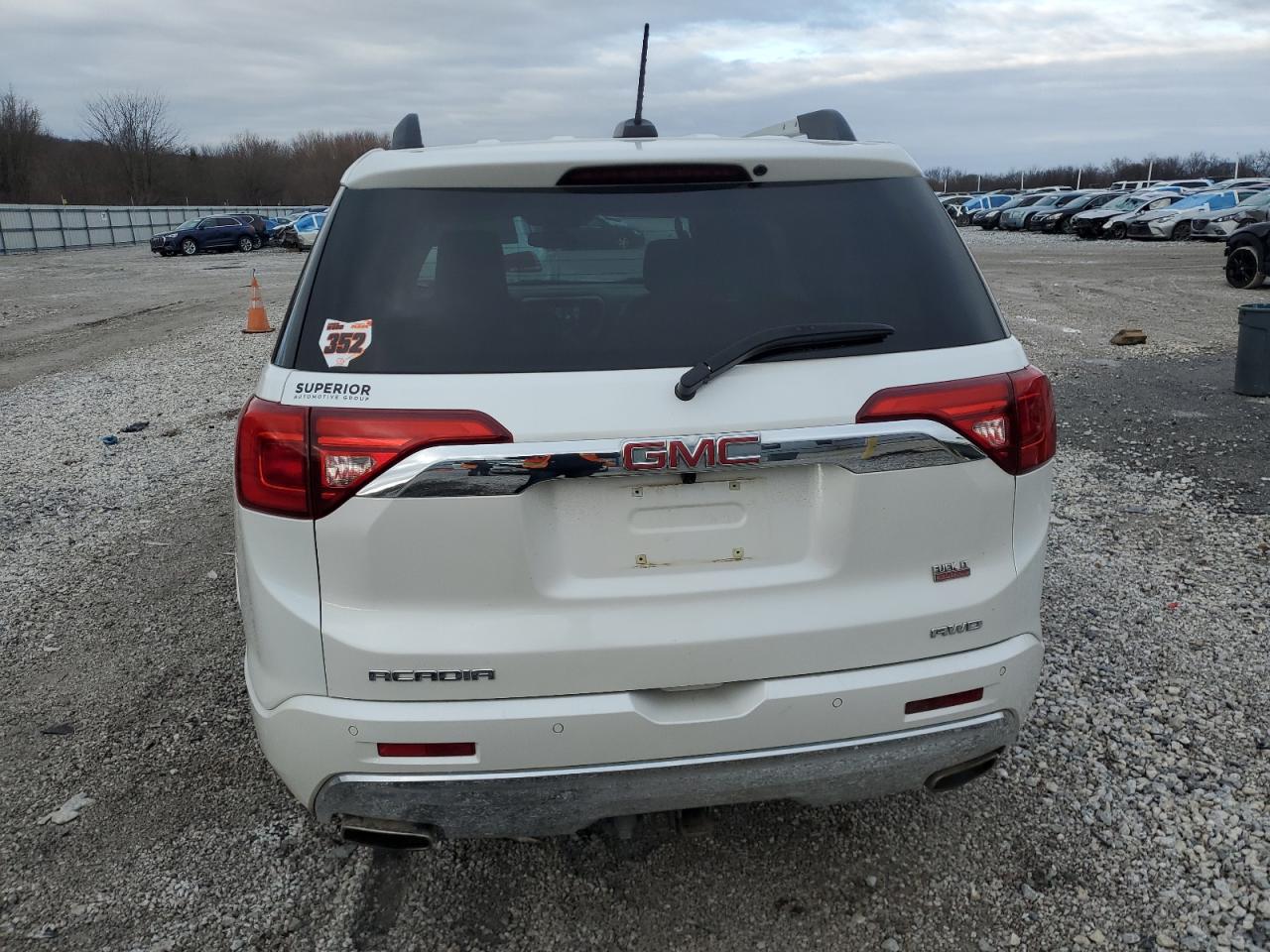2018 GMC Acadia - Image 6
