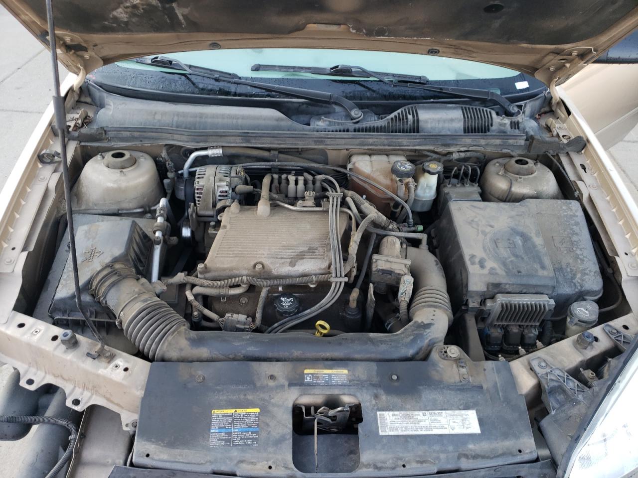 2004 Chevrolet Malibu - Image 11