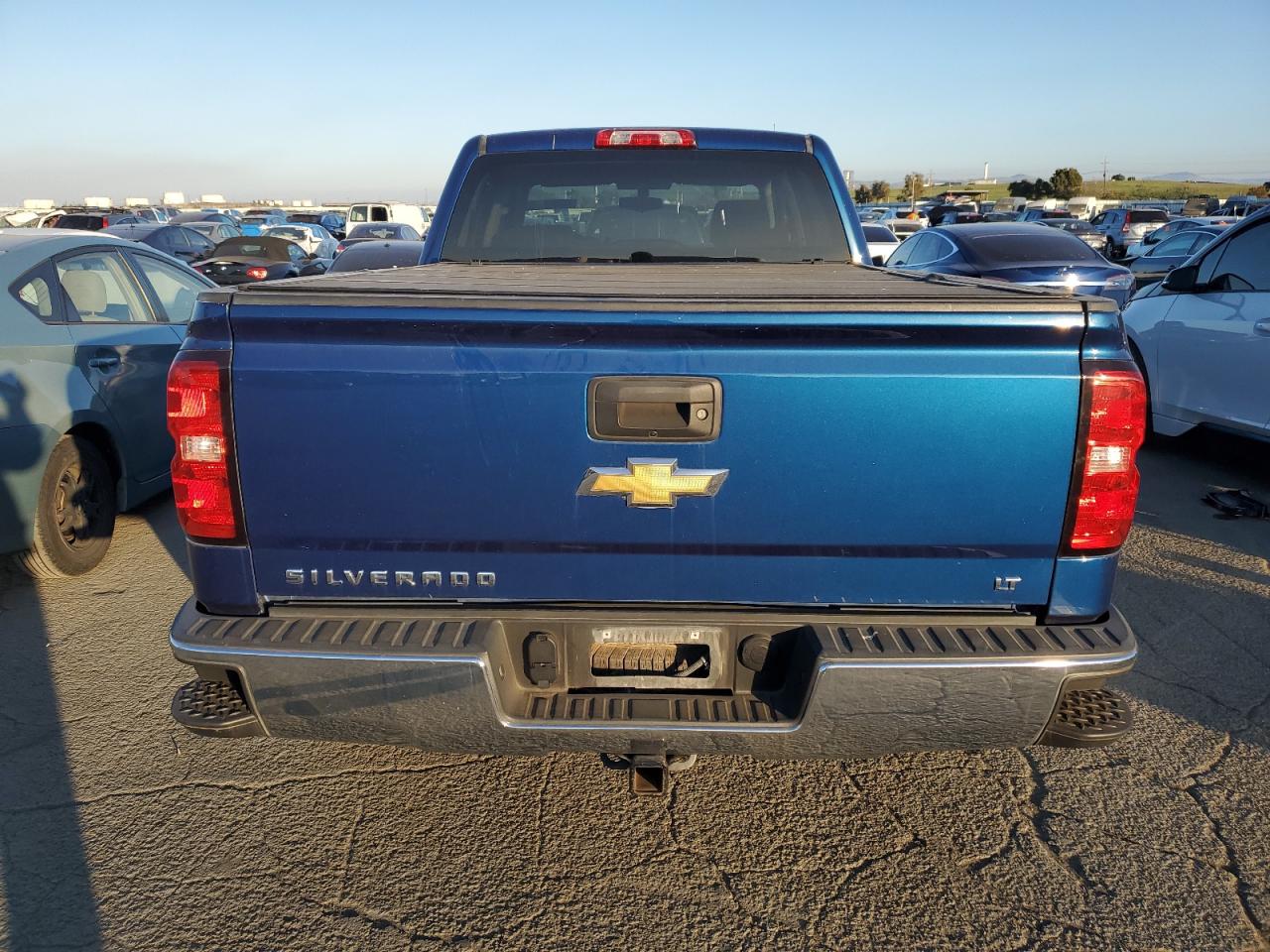 2015 Chevrolet Silverado - Image 6
