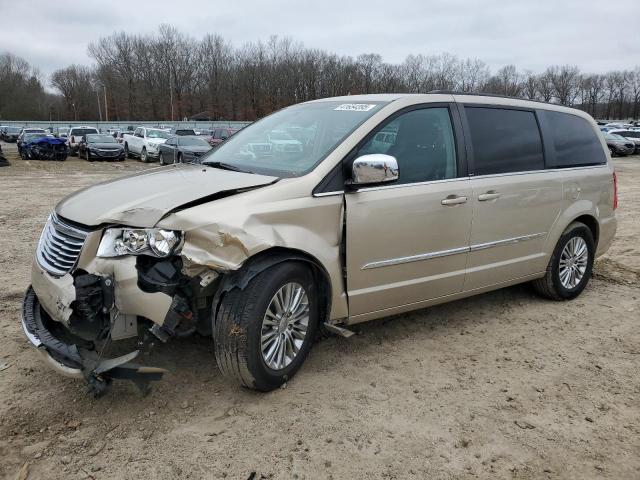 2013 Chrysler Town & Country Touring L