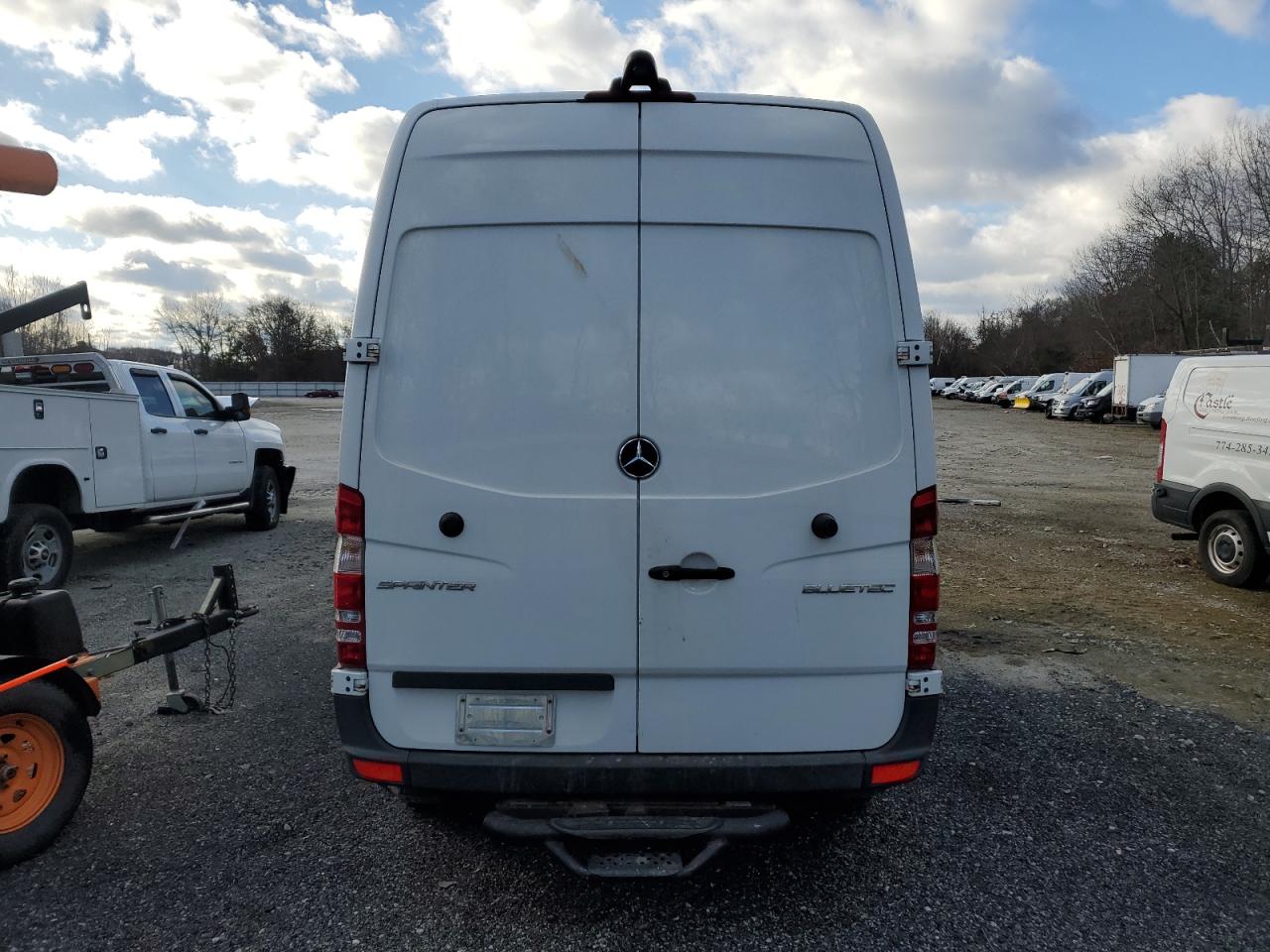 VIN WD3PE7DC1FP142784 2015 MERCEDES-BENZ SPRINTER no.6