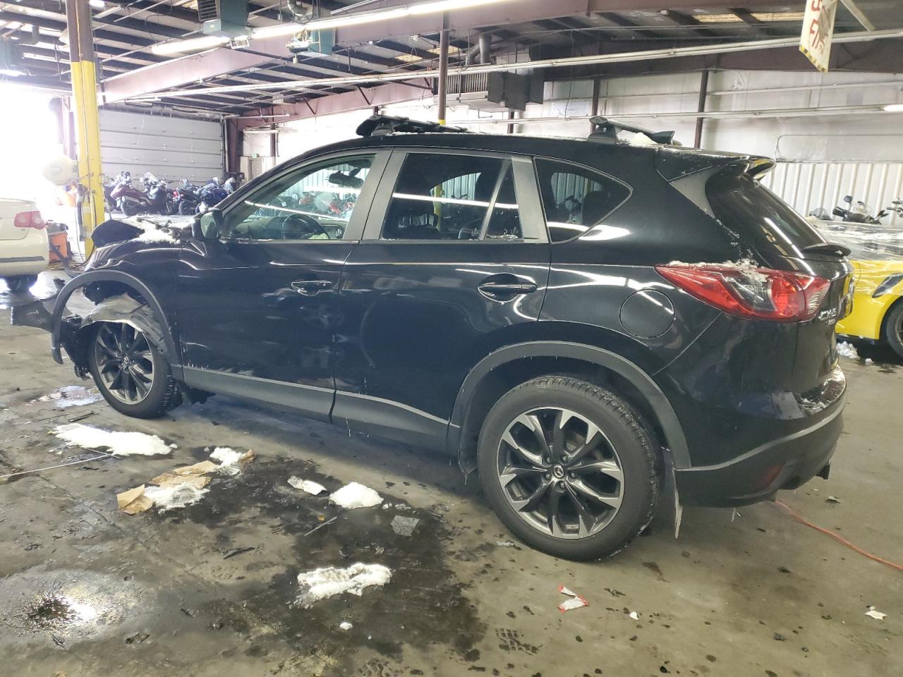 2016 Mazda CX-5 - Image 2