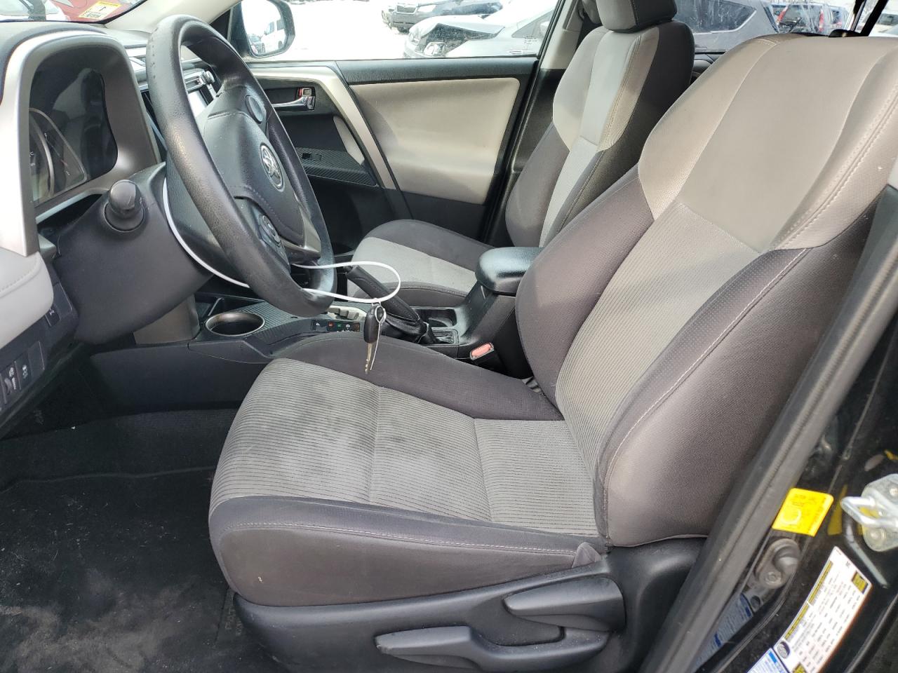 2015 Toyota RAV 4 - Image 7