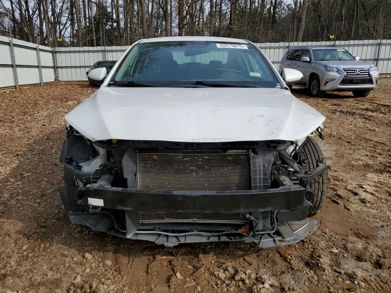 2018 Hyundai Elantra - Image 5