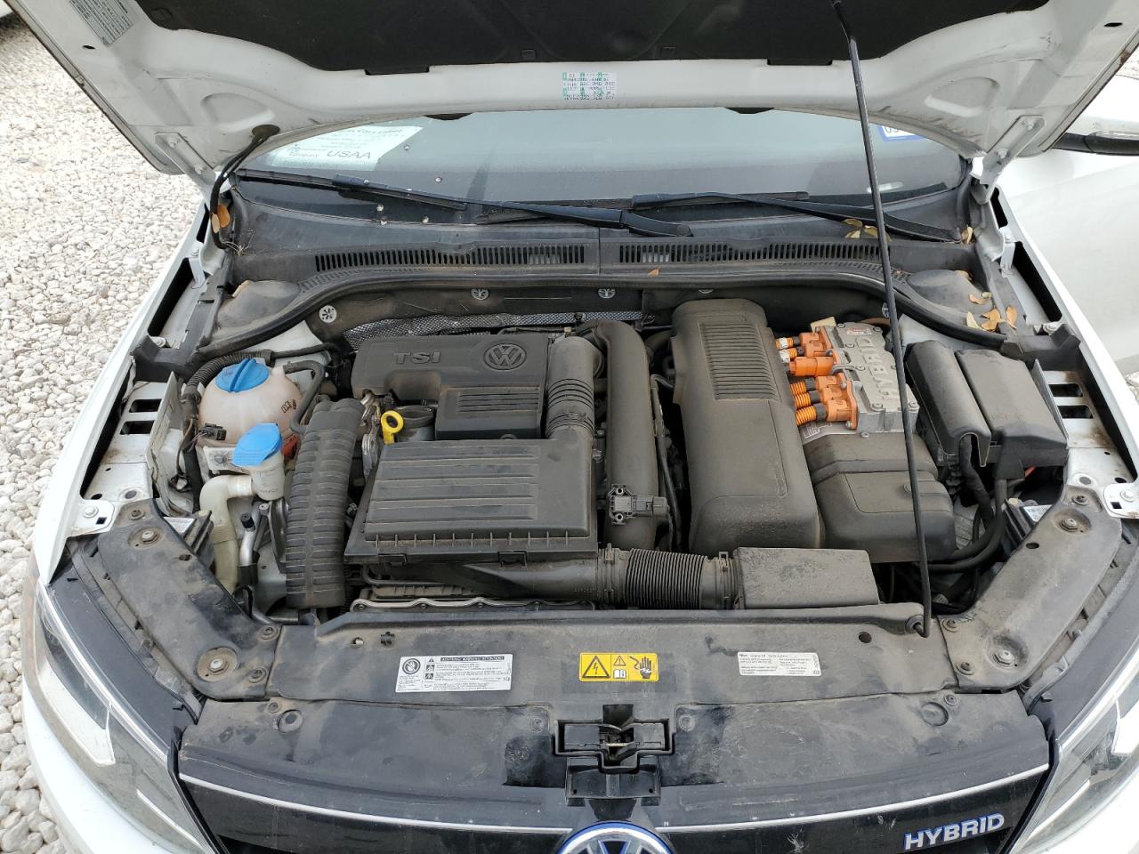 2014 Volkswagen Jetta - Image 11