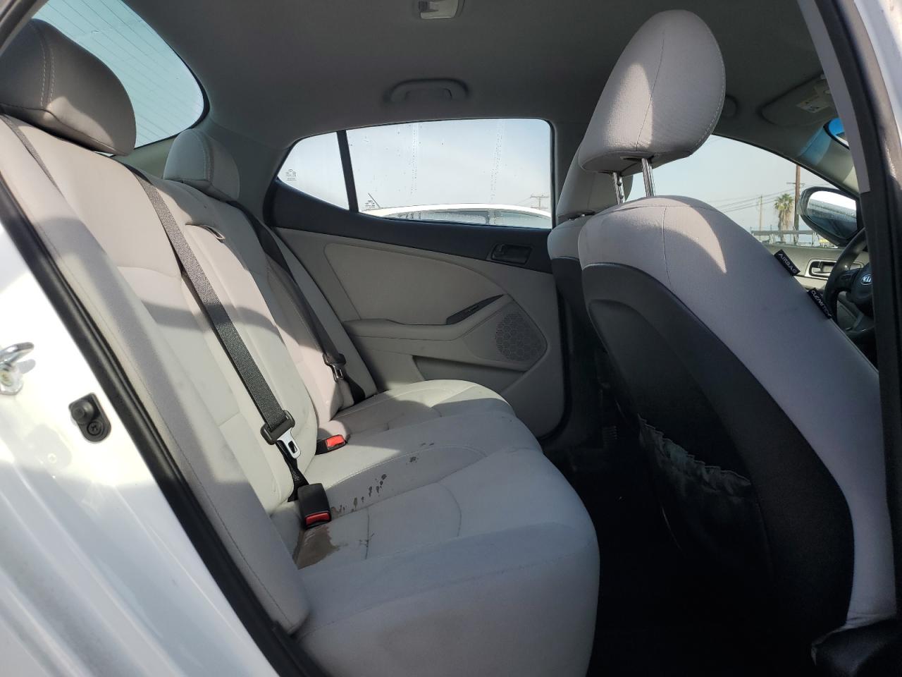 2015 Kia Optima - Image 10