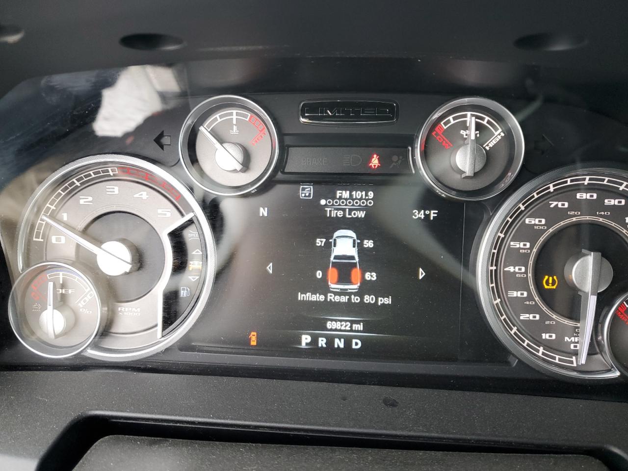 2017 RAM 2500 - Image 9