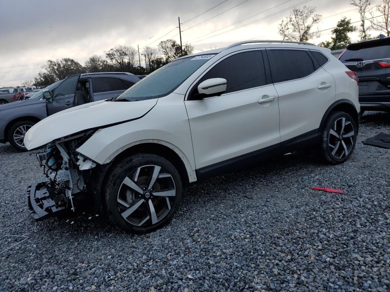 2020 Nissan Rogue - Image 1