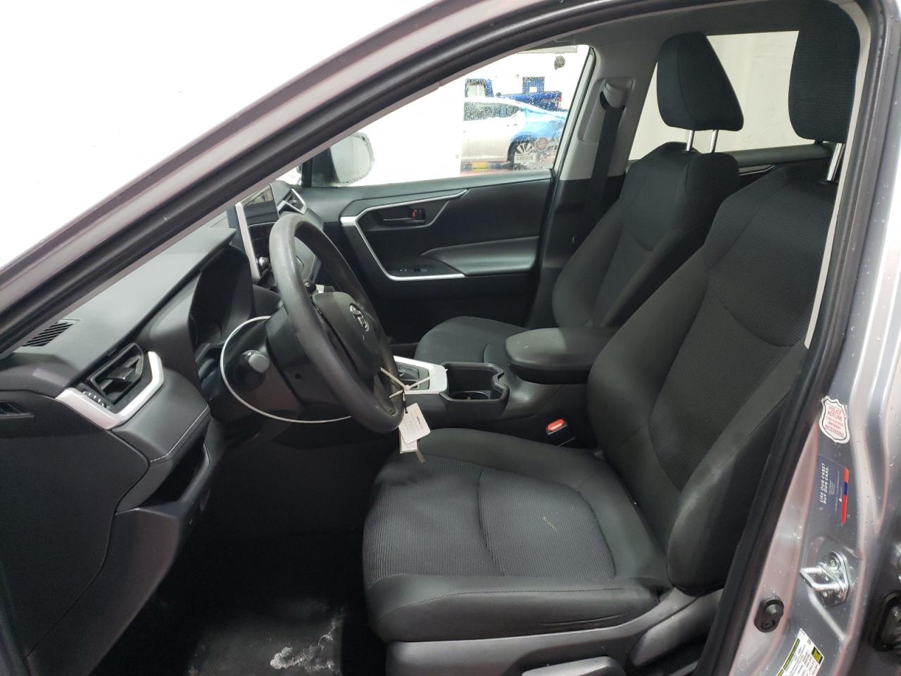 2024 Toyota RAV 4 - Image 7