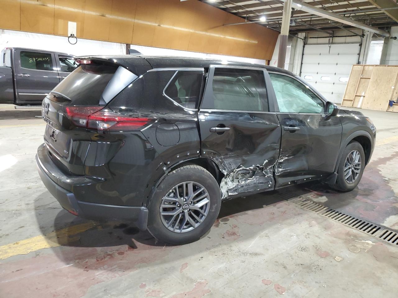 2024 Nissan Rogue - Image 3