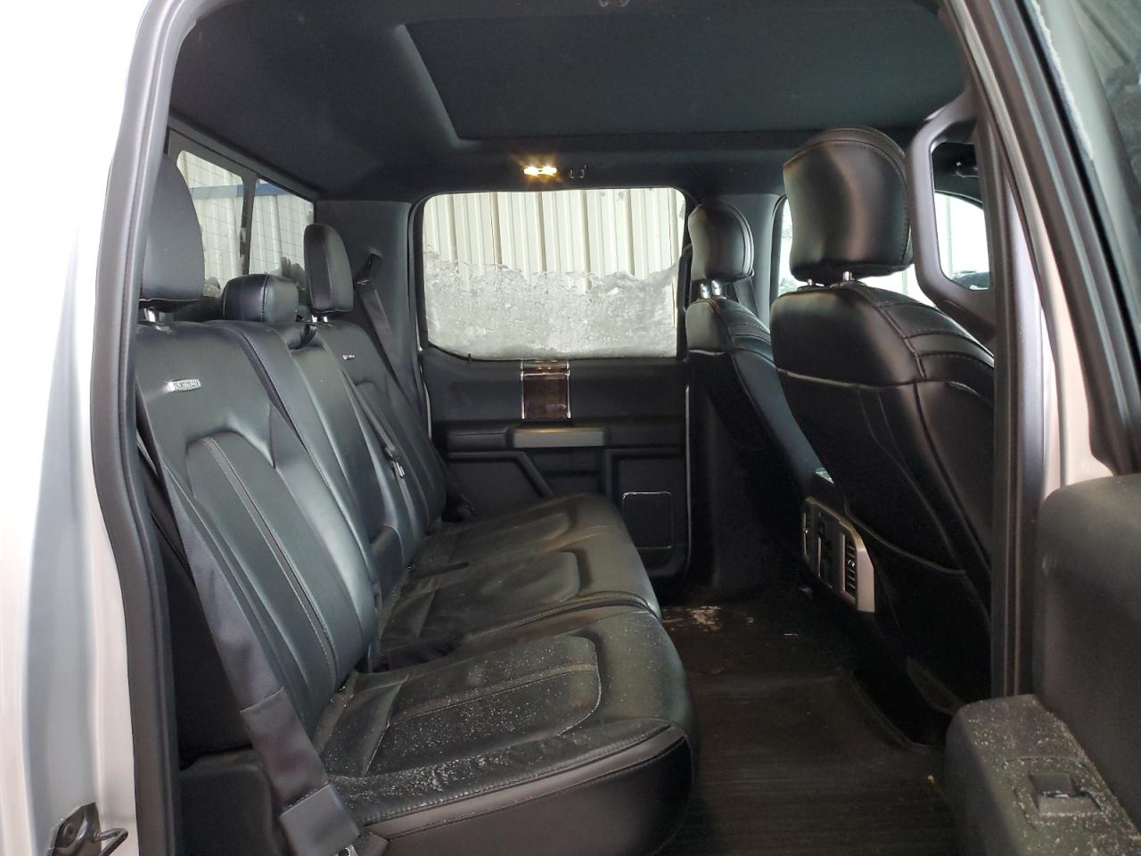 2016 Ford F-150 - Image 10