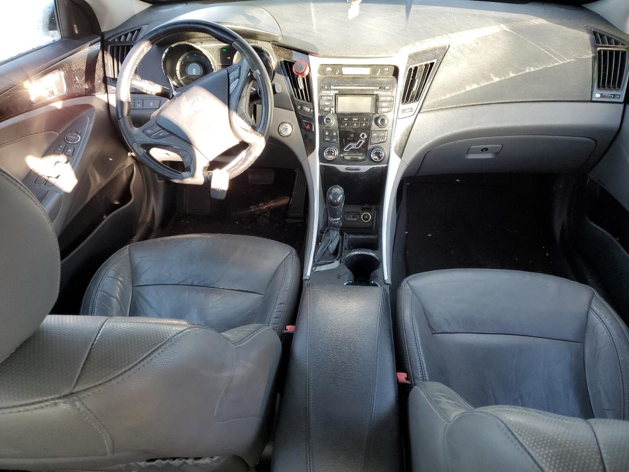 2013 Hyundai Sonata - Image 8