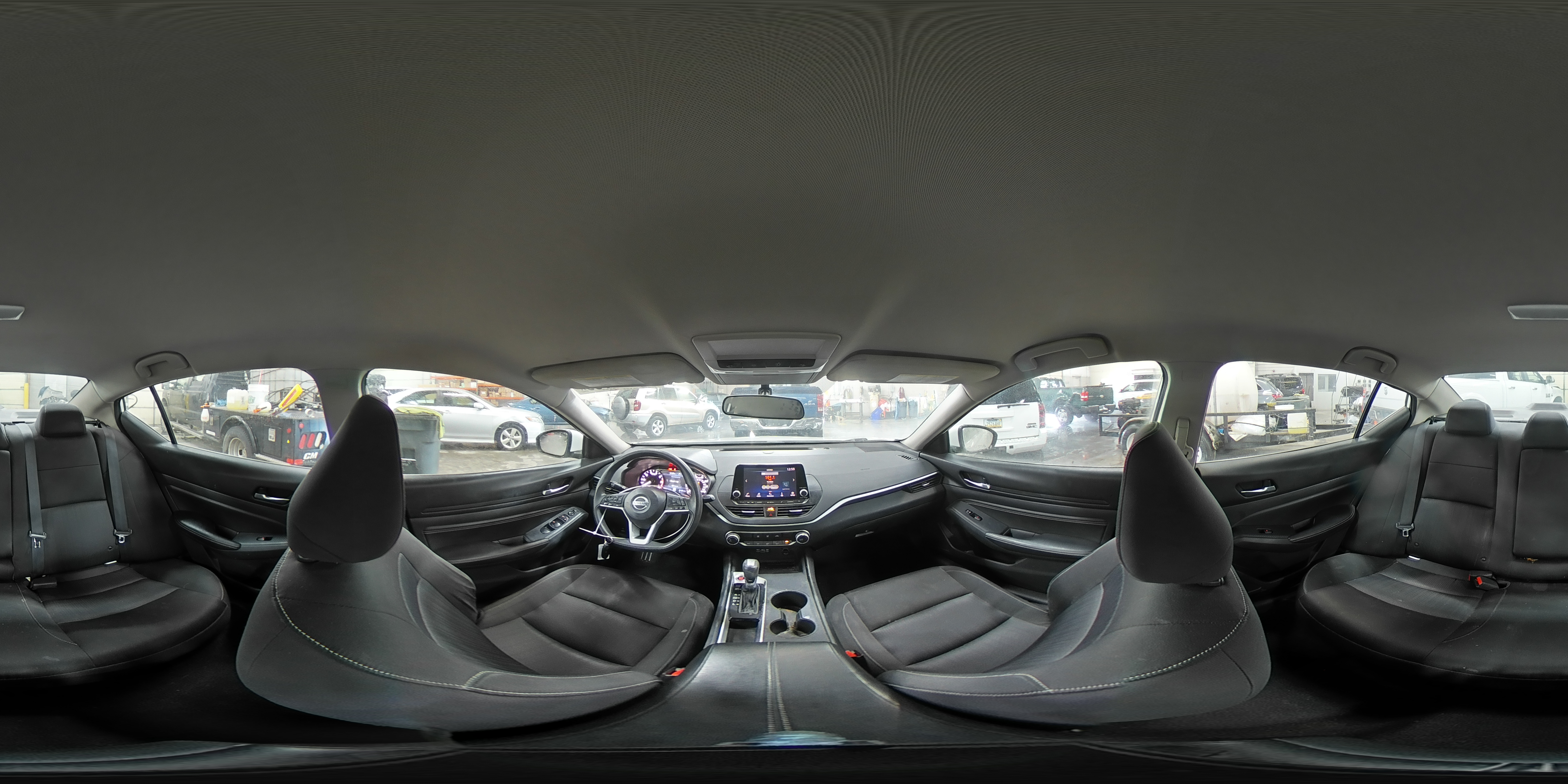 2019 Nissan Altima - Image 14