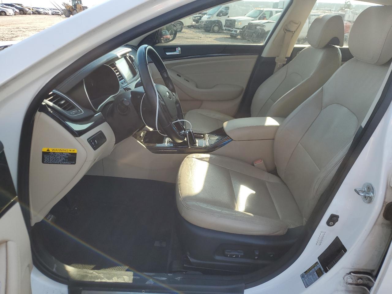 2016 Kia Cadenza - Image 7