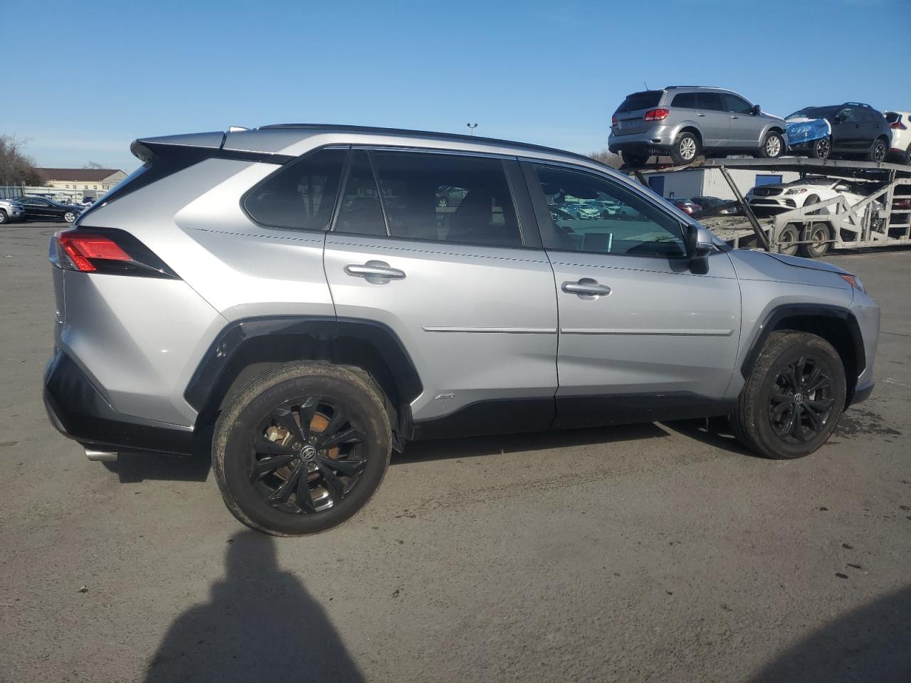 2023 Toyota RAV 4 - Image 3