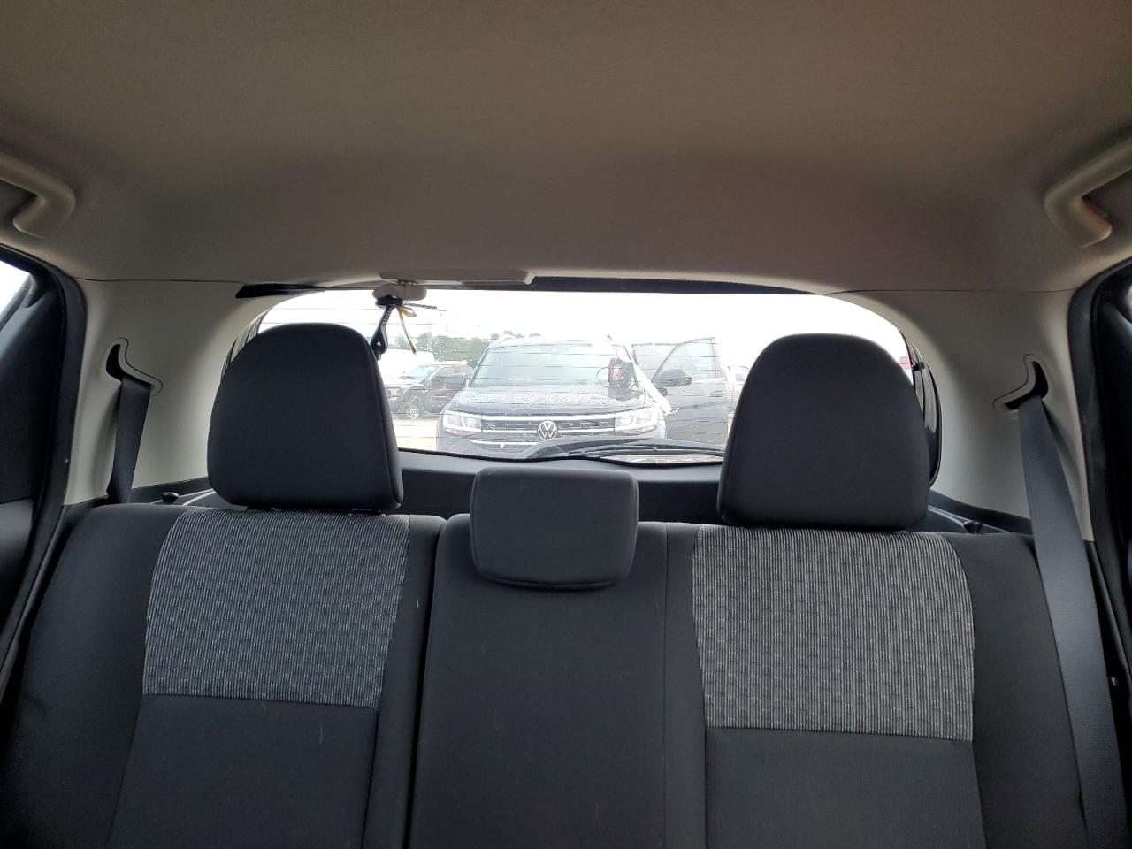 2017 Toyota Yaris - Image 10