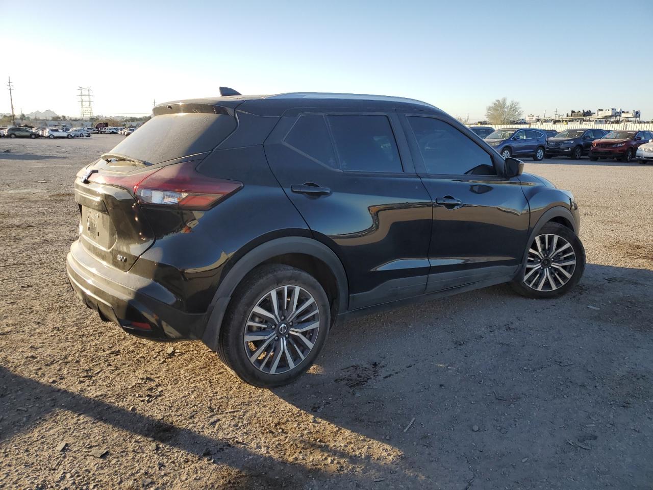 2021 Nissan Kicks - Image 3