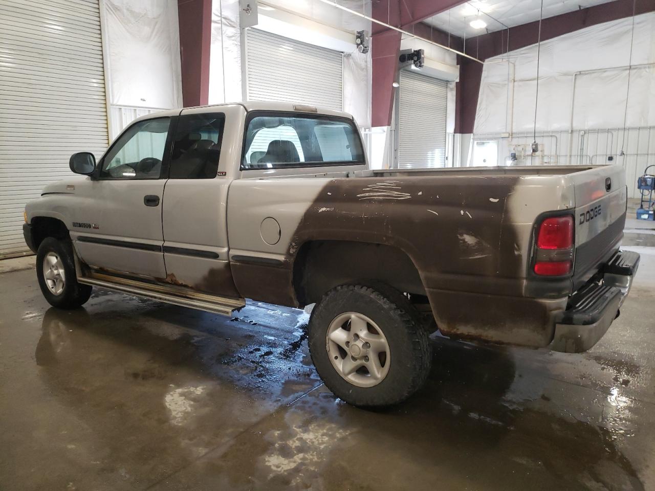 1999 Dodge RAM - Image 2