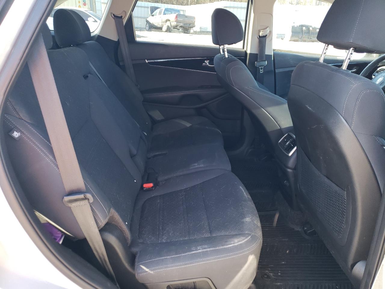 2018 Kia Sorento - Image 11