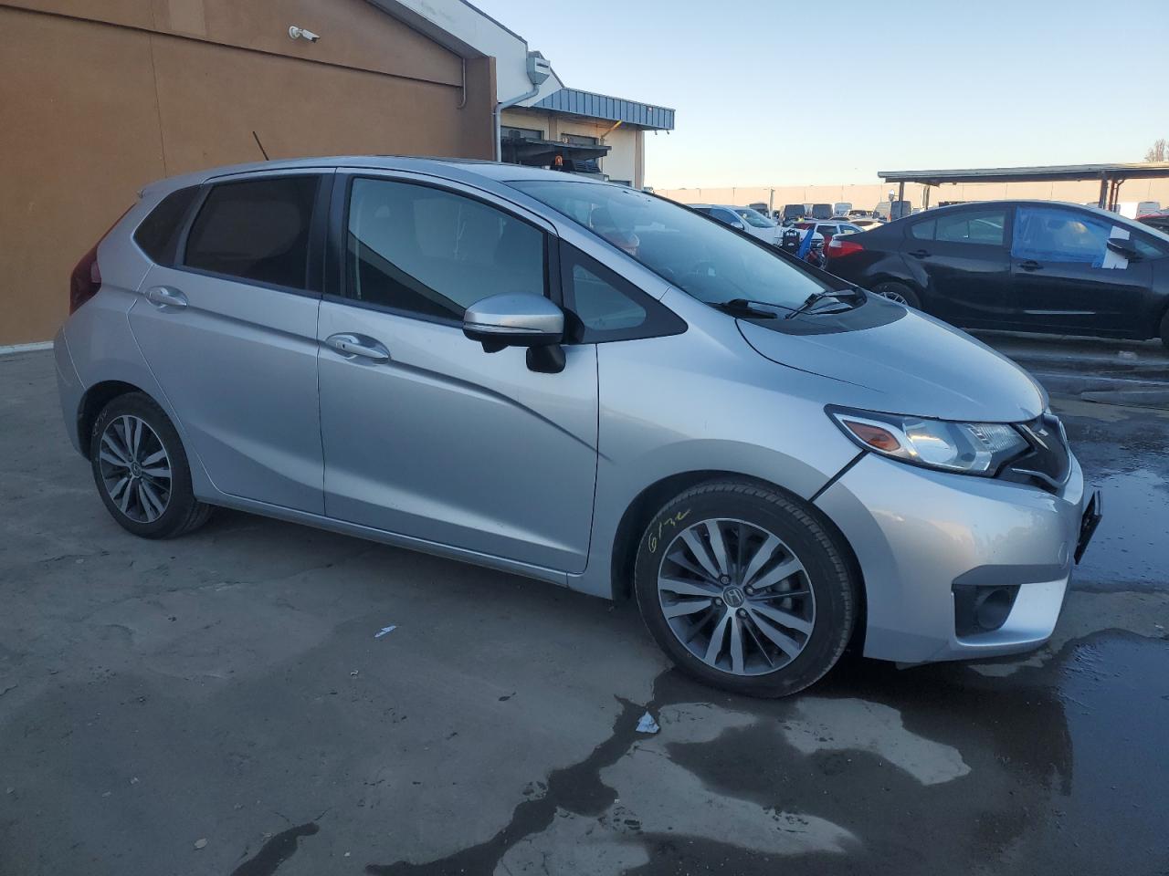 VIN 3HGGK5H80FM760162 2015 HONDA FIT no.4