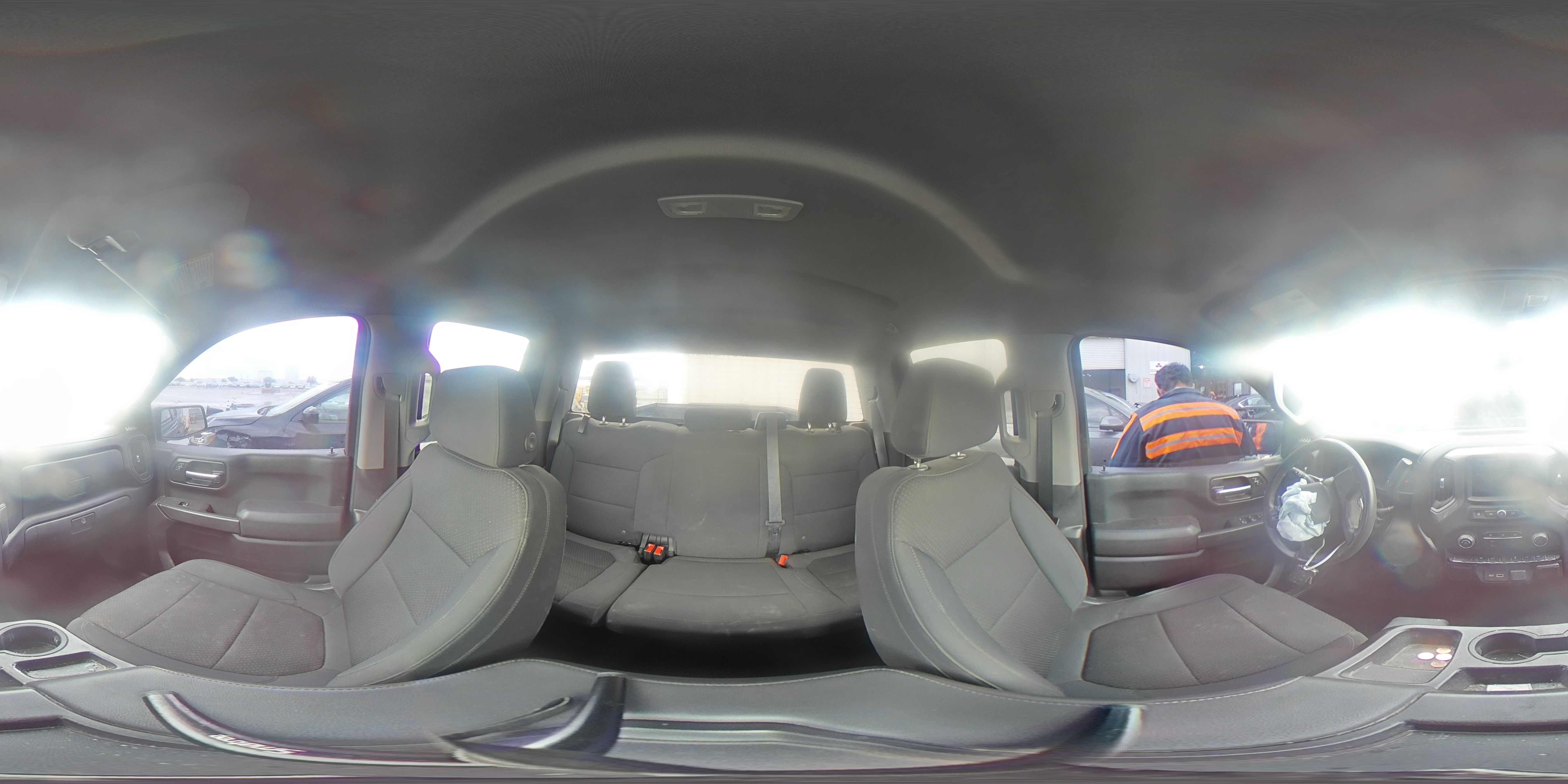 2021 Chevrolet Silverado - Image 15
