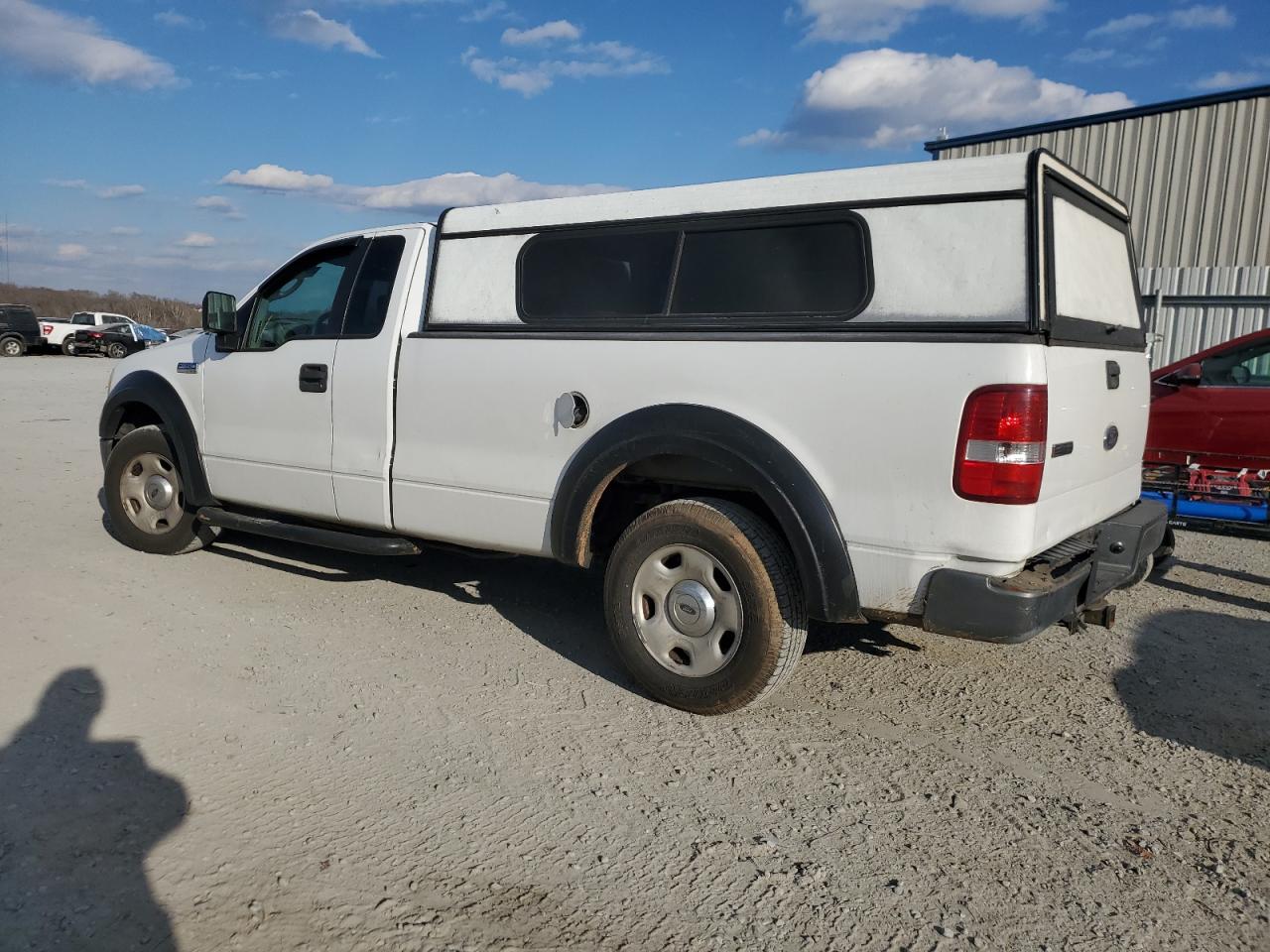 2005 Ford F-150 - Image 2